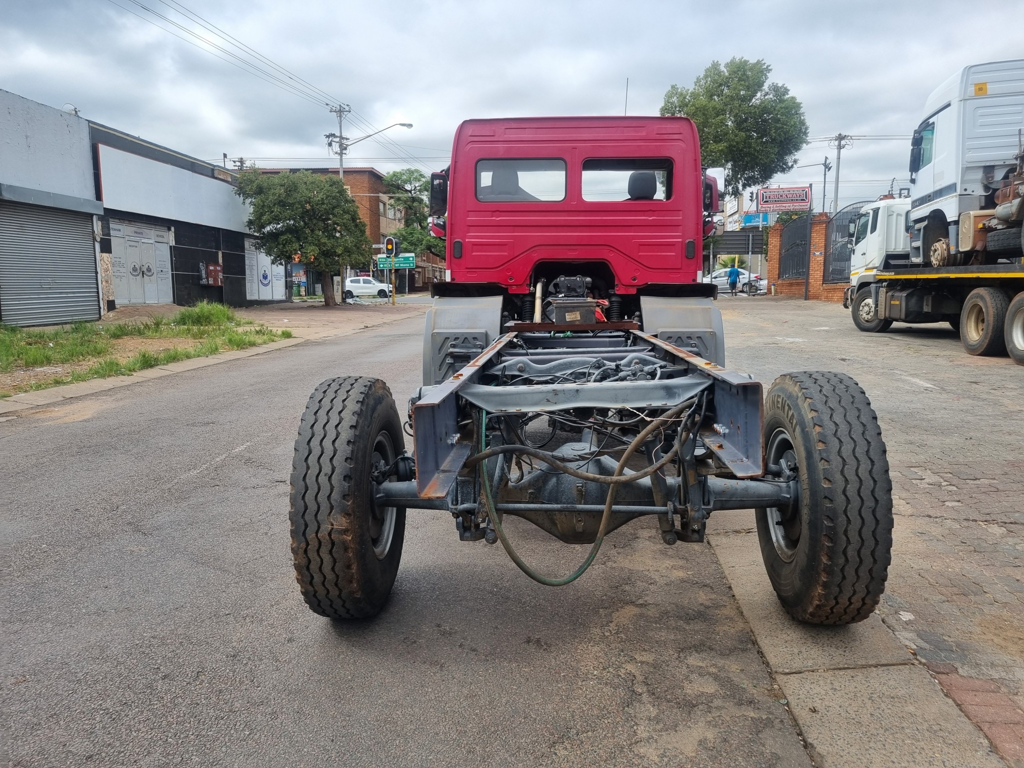 2007 MERCEDES BENZ 1017 4X4 CHASSIS CAB - Image 6
