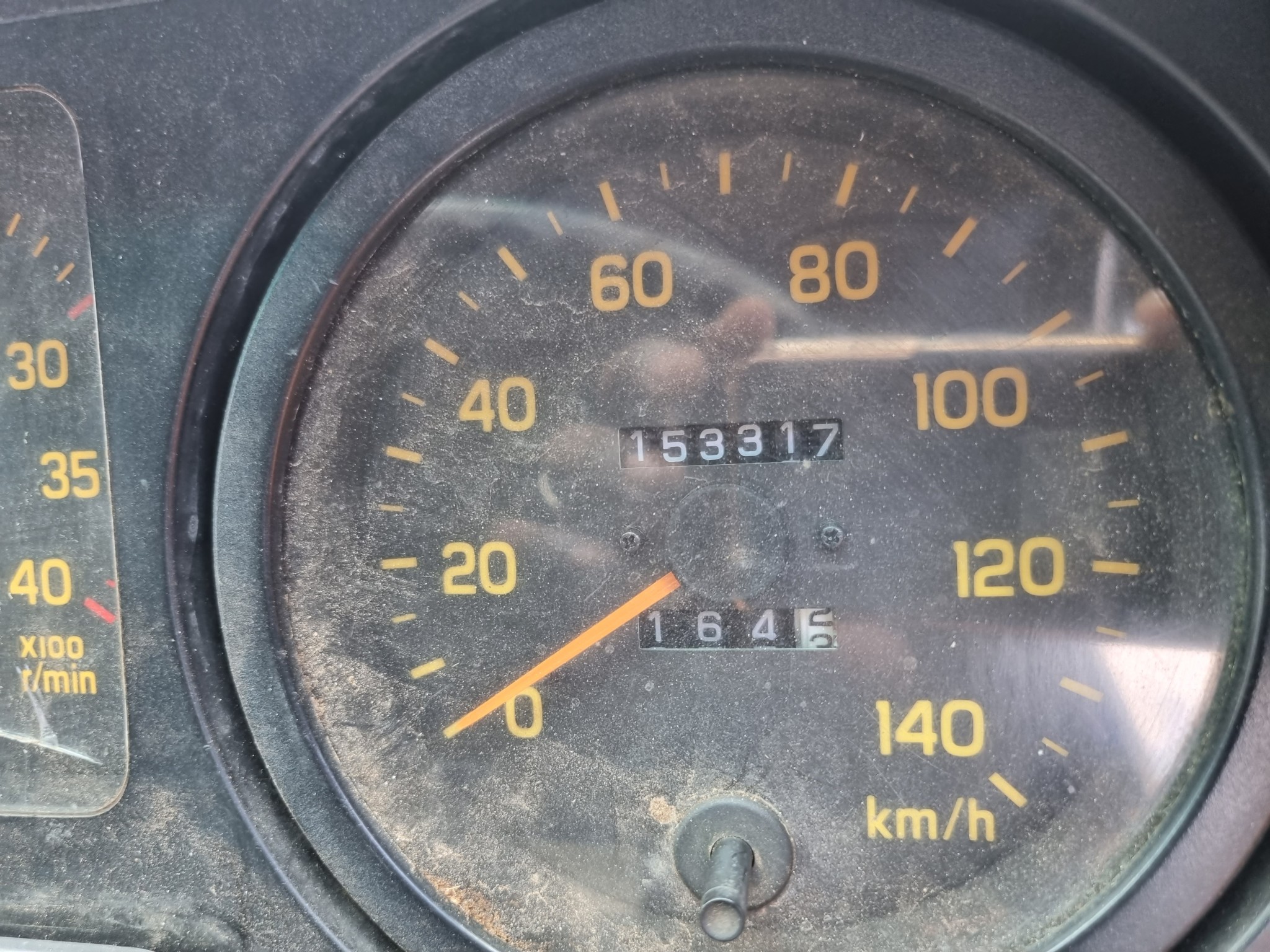 2008 ISUZU FTR800 8TON CLOSED BODY TIPPER - Image 10