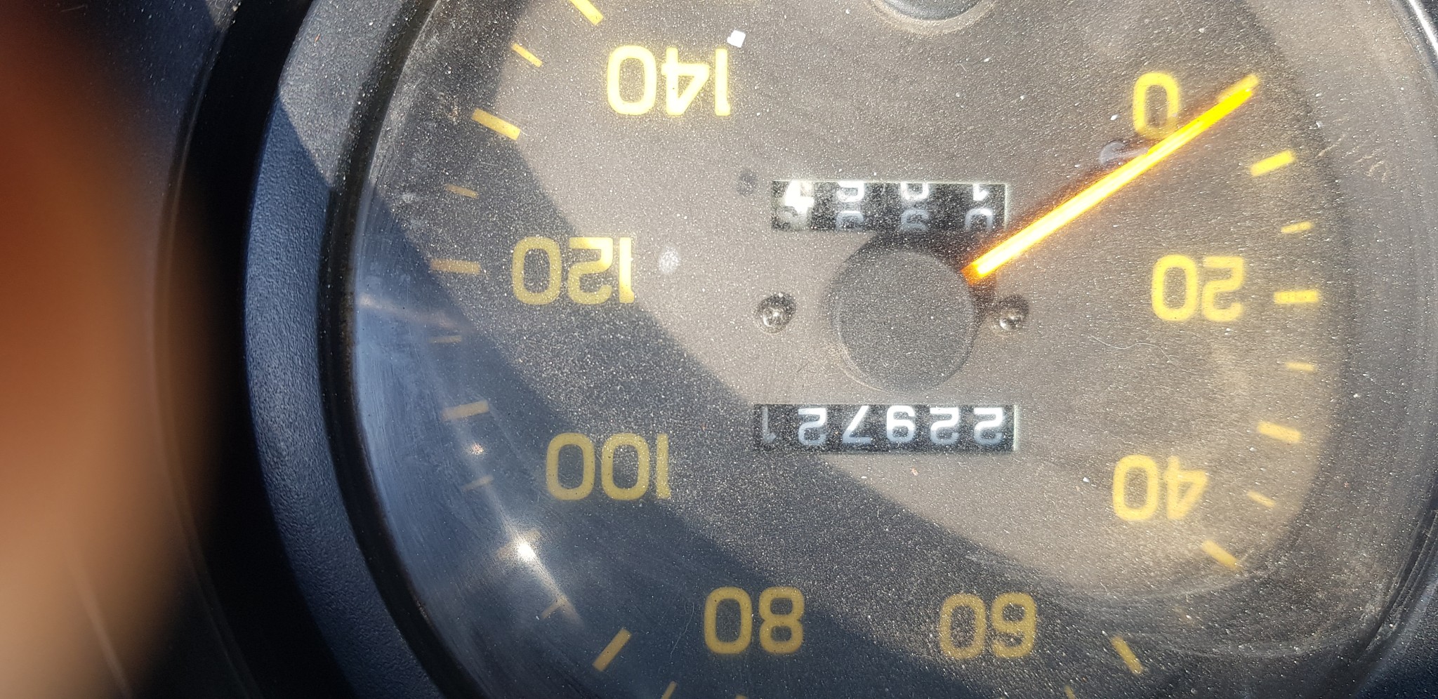 2004 ISUZU FVZ1400 12TON DROPSIDE WITH HIAB 122CL CRANE - Image 9