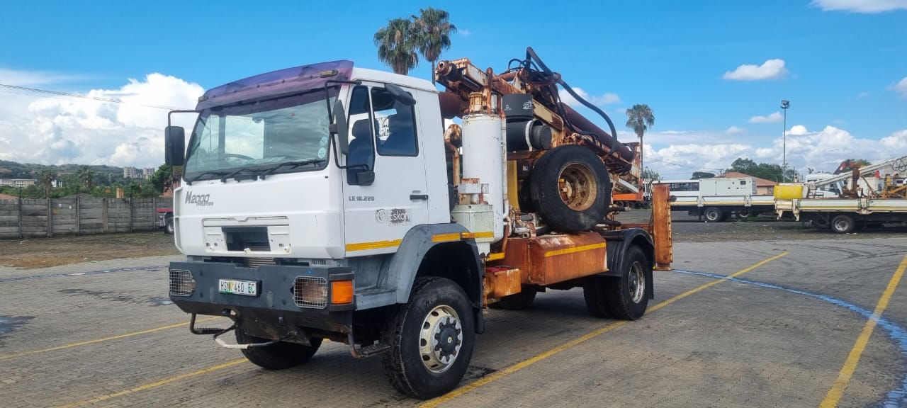 2005 MAN LE18,220 4X4 THOR DRILL RIG UNIT - Image 3