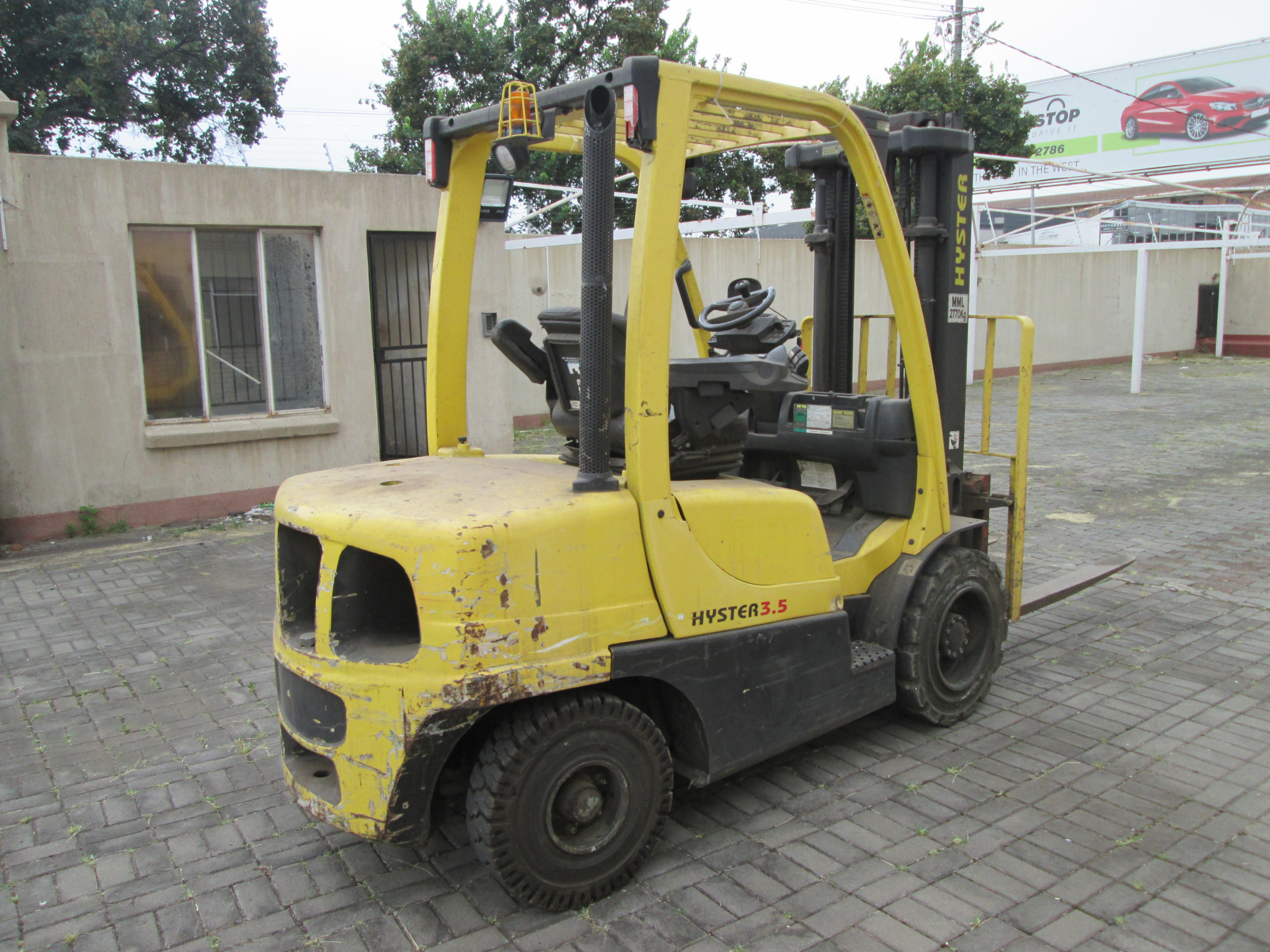 2011 HYSTER 3.5TON FORKLIFT - Image 7