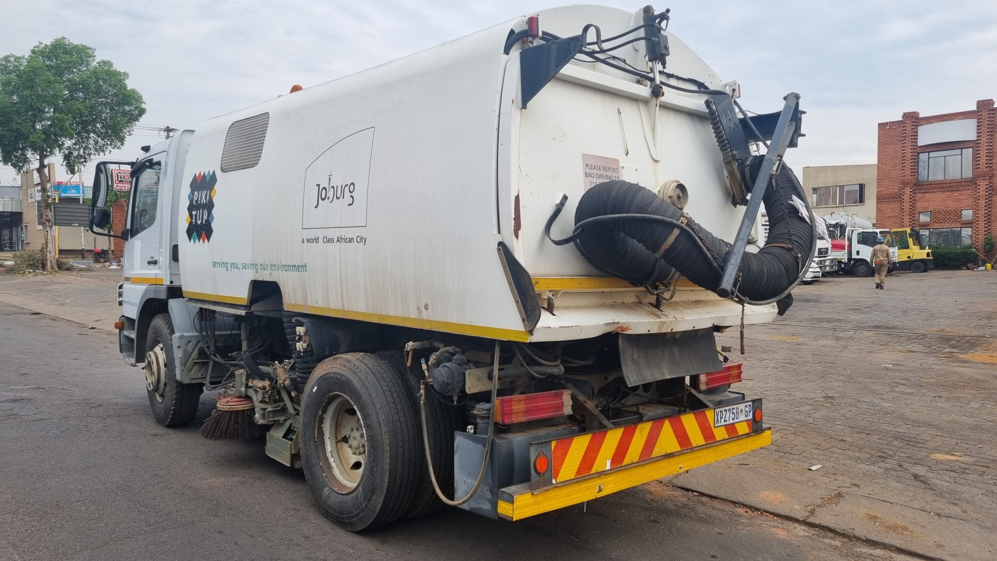 2008 MERCEDES BENZ 1517 ATEGO ROAD SWEEPER - Image 5