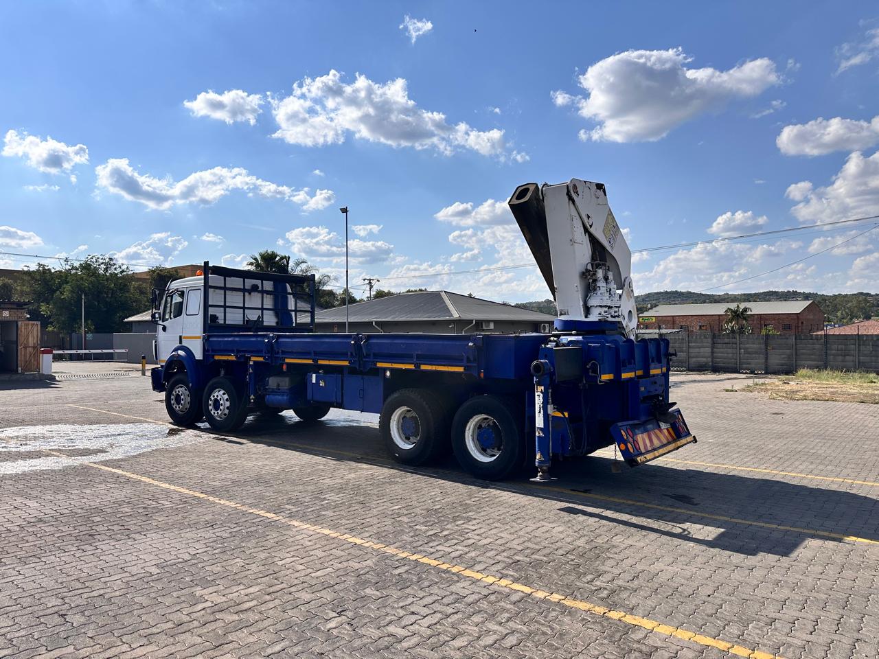 2001 MERCEDES BENZ 3235 ACTROS MP1 TWINSTEER 12TON DROPSIDE  WITH PESCI SPE560 CRANE - Image 20