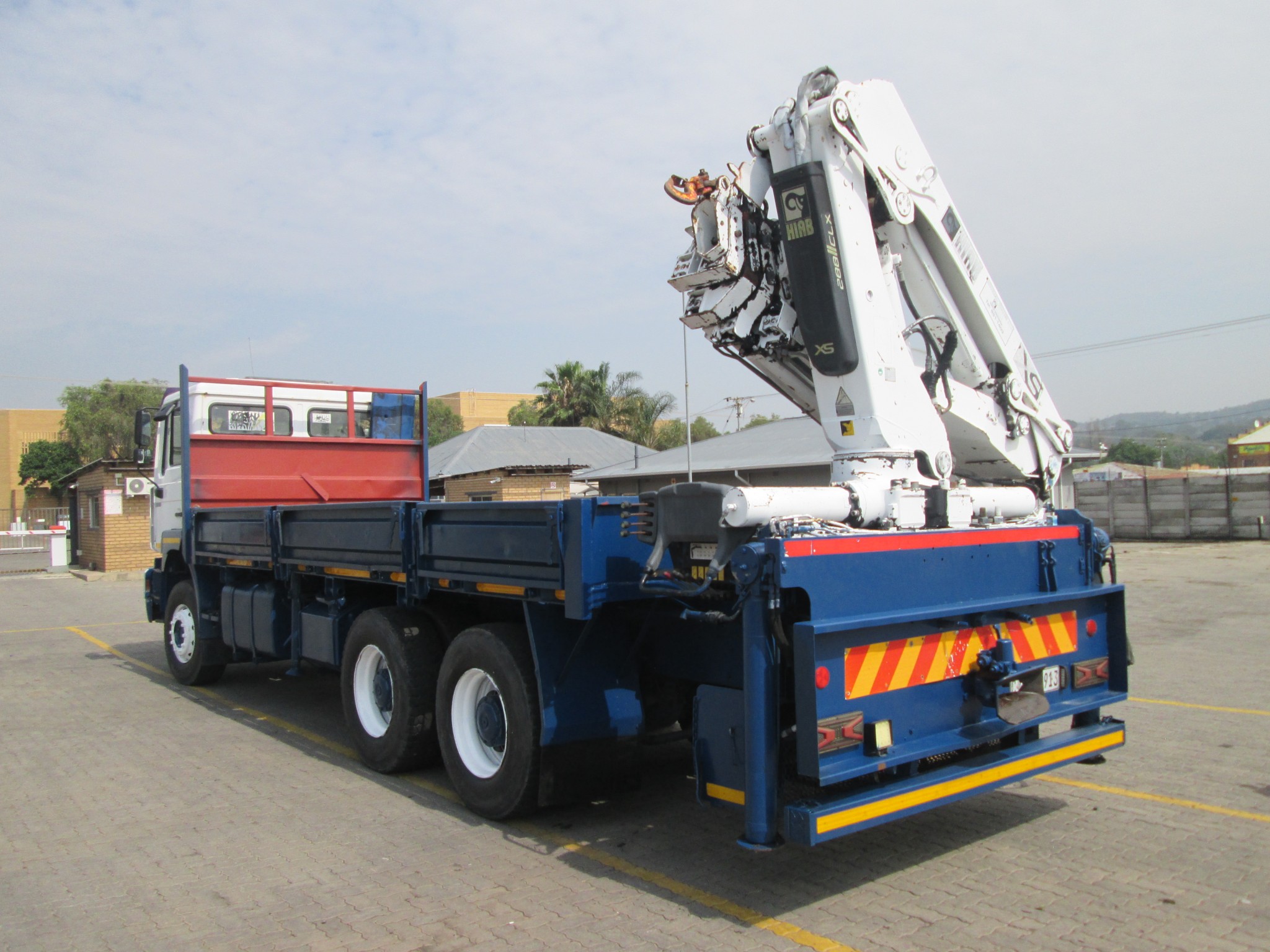 2004 MAN 30-464 12TON DROPSIDE BODY WITH HIAB 288 EP-4CLX CRANE - Image 6