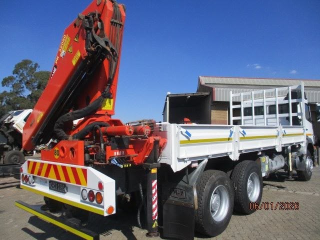 2011 MERCEDES BENZ 2628 AXOR 12TON DROPSIDE WITH PK32080 - Image 6