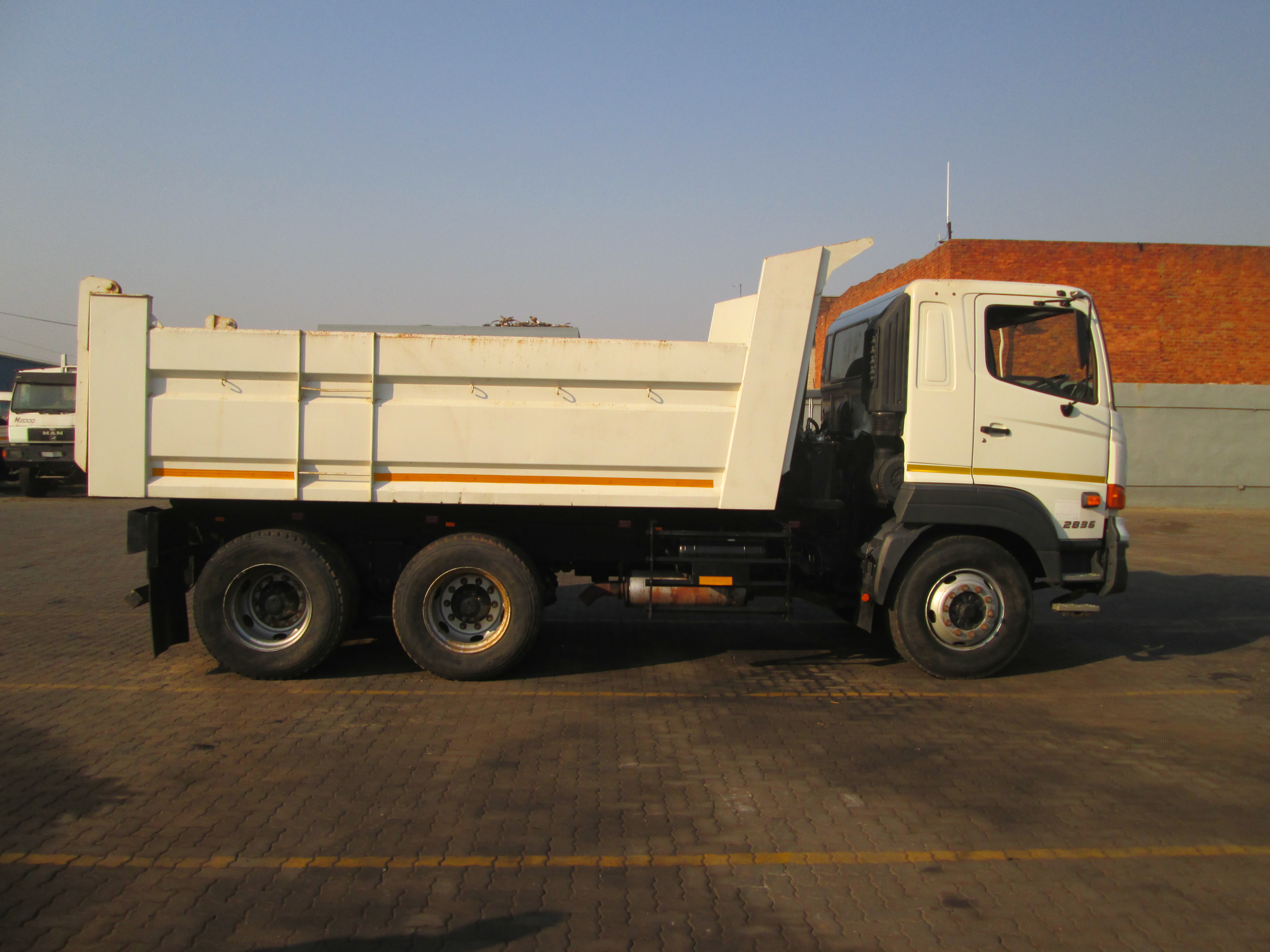 2019 HINO 500 2836 10CUBE TIPPER 51805KM - Image 23