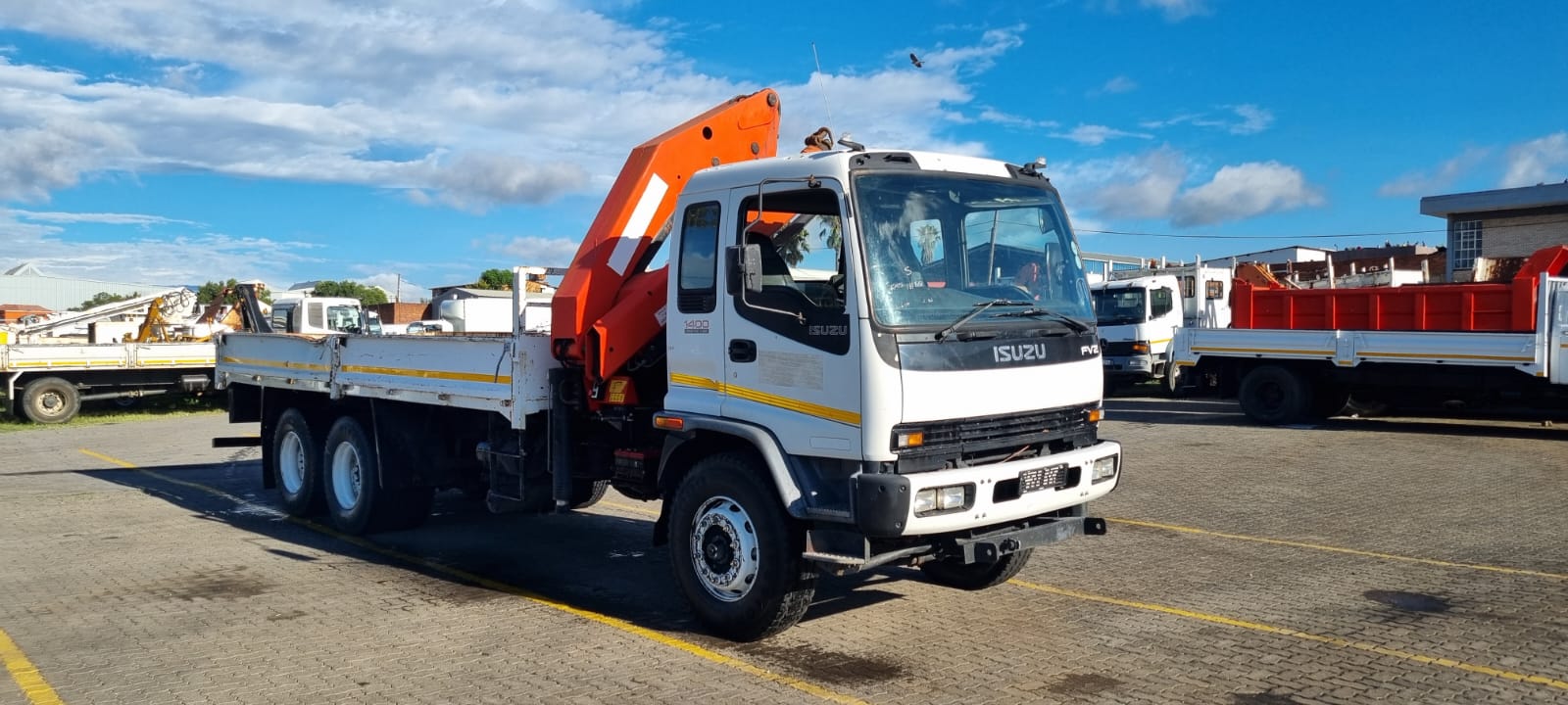 2003 ISUZU FVZ1400 14TON DROPSIDE WITH PALFINGER PK 18080 CRANE  - Image 1