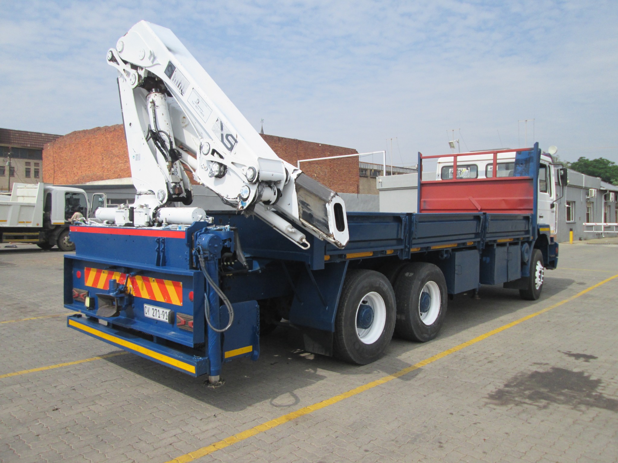 2004 MAN 30-464 12TON DROPSIDE BODY WITH HIAB 288 EP-4CLX CRANE - Image 8