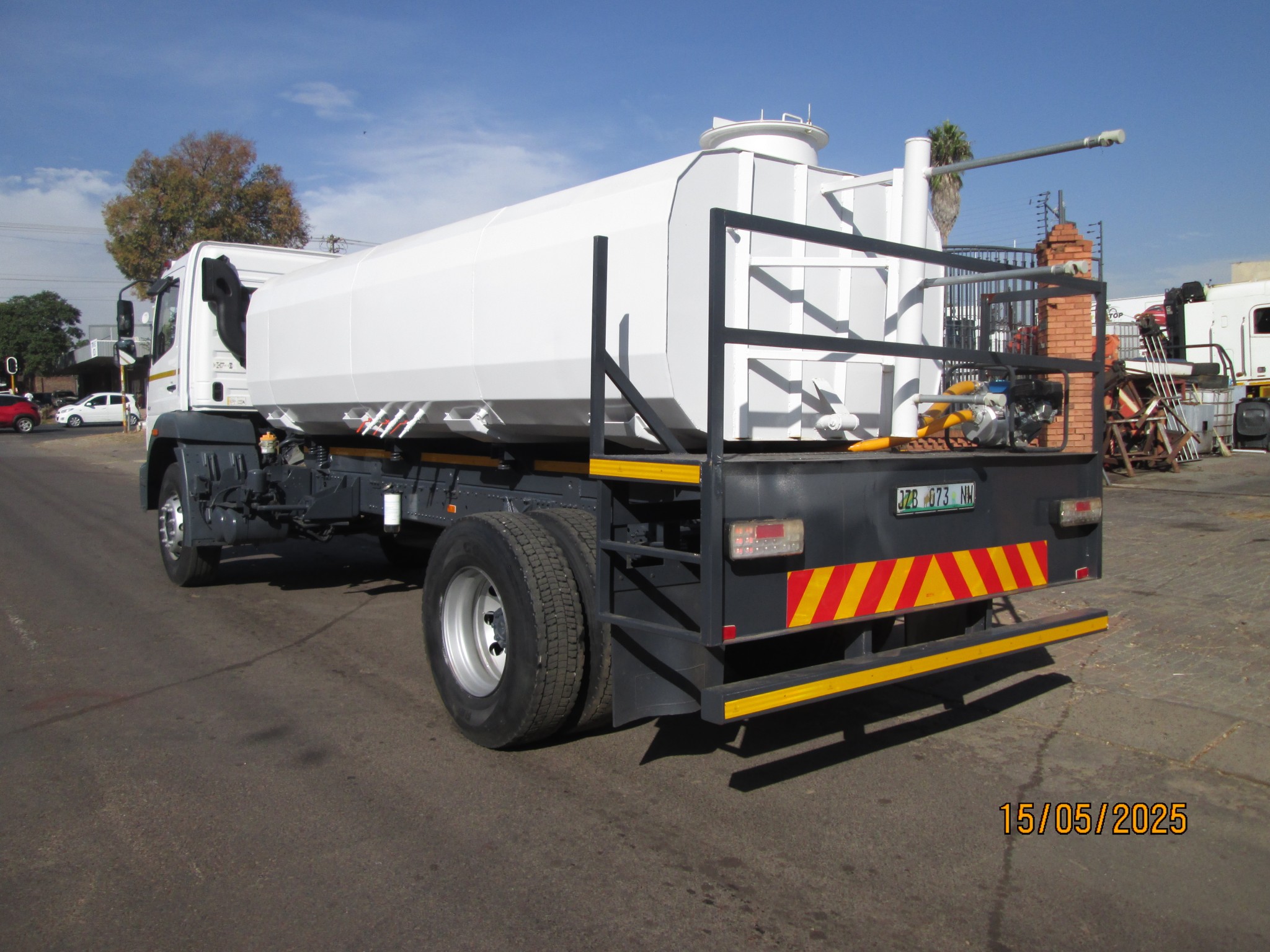 2018 FUSO FJ16-230 7000L WATER TANKER - Image 7