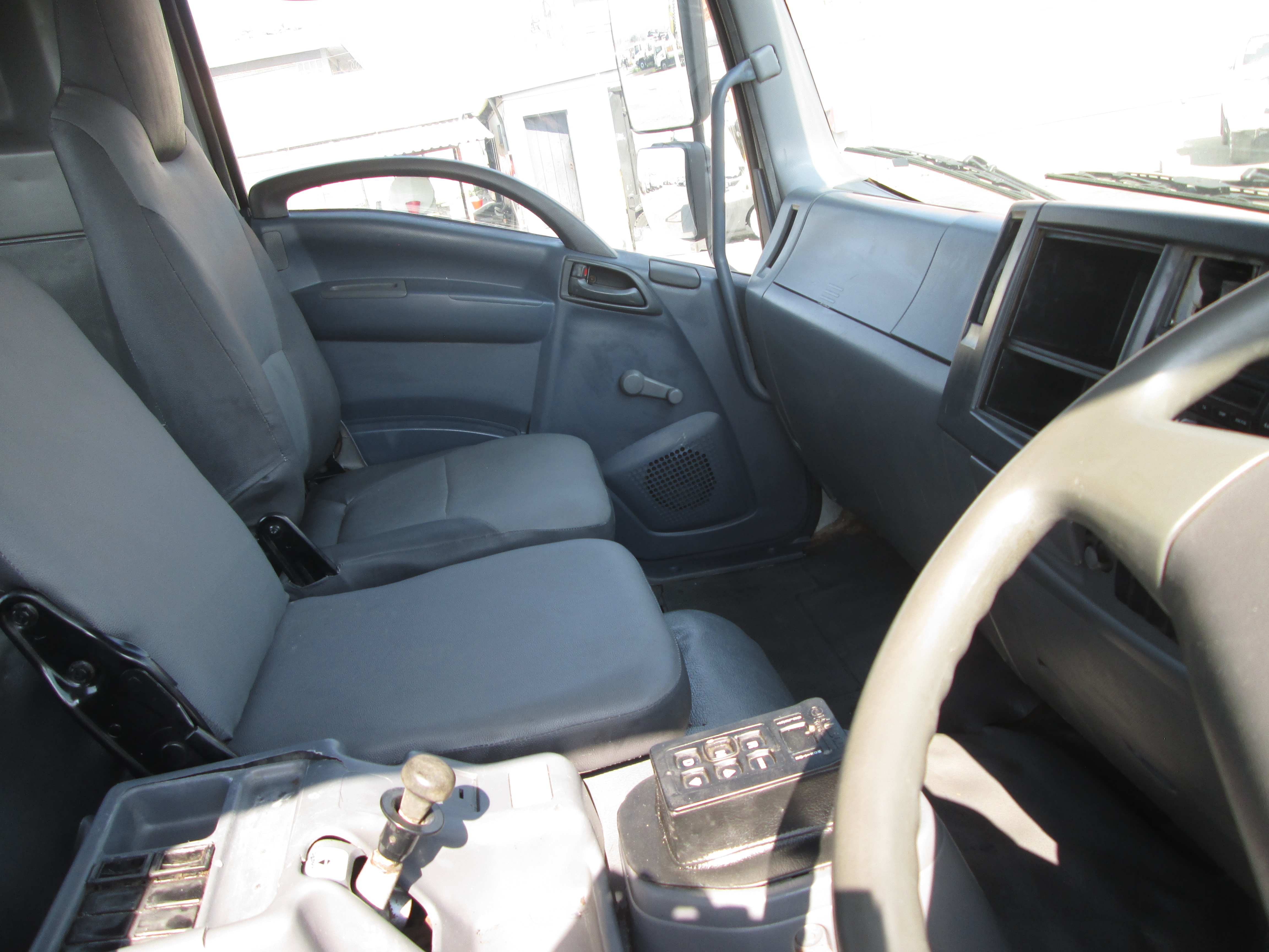 2014 ISUZU FVZ1400 16TON SKIPLOADER 152858KM - Image 13
