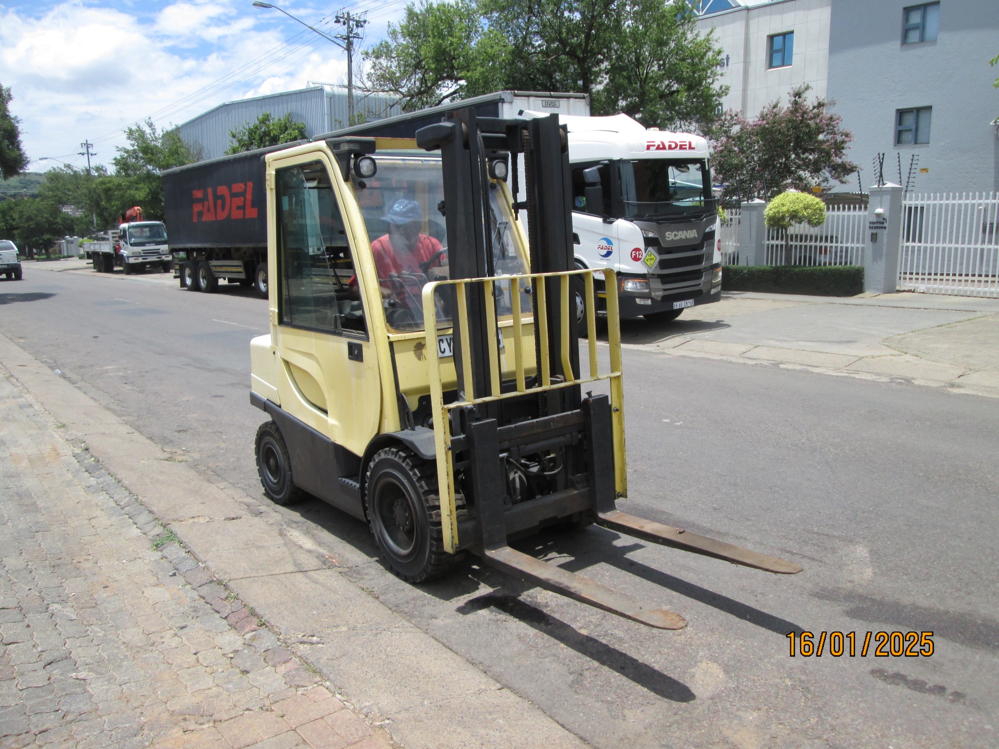 2011 HYSTER H3 OFT 2.4TON FORKLIFT