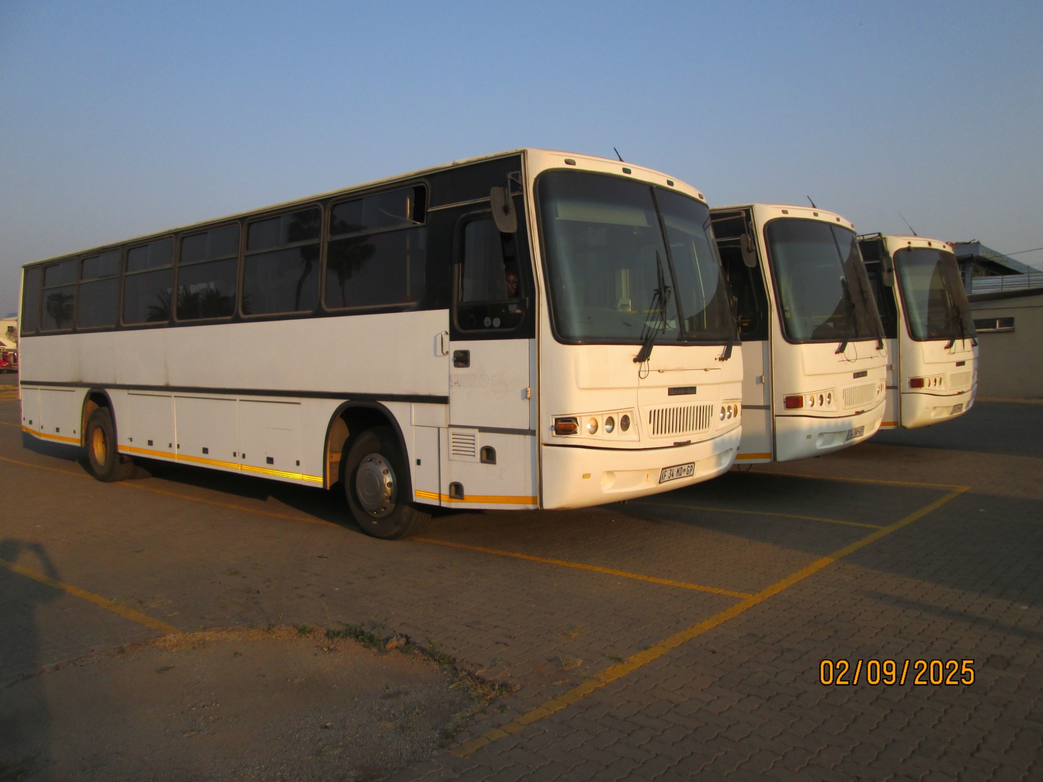 2009 MERCEDES BENZ 1730 60-SEATER BUS
