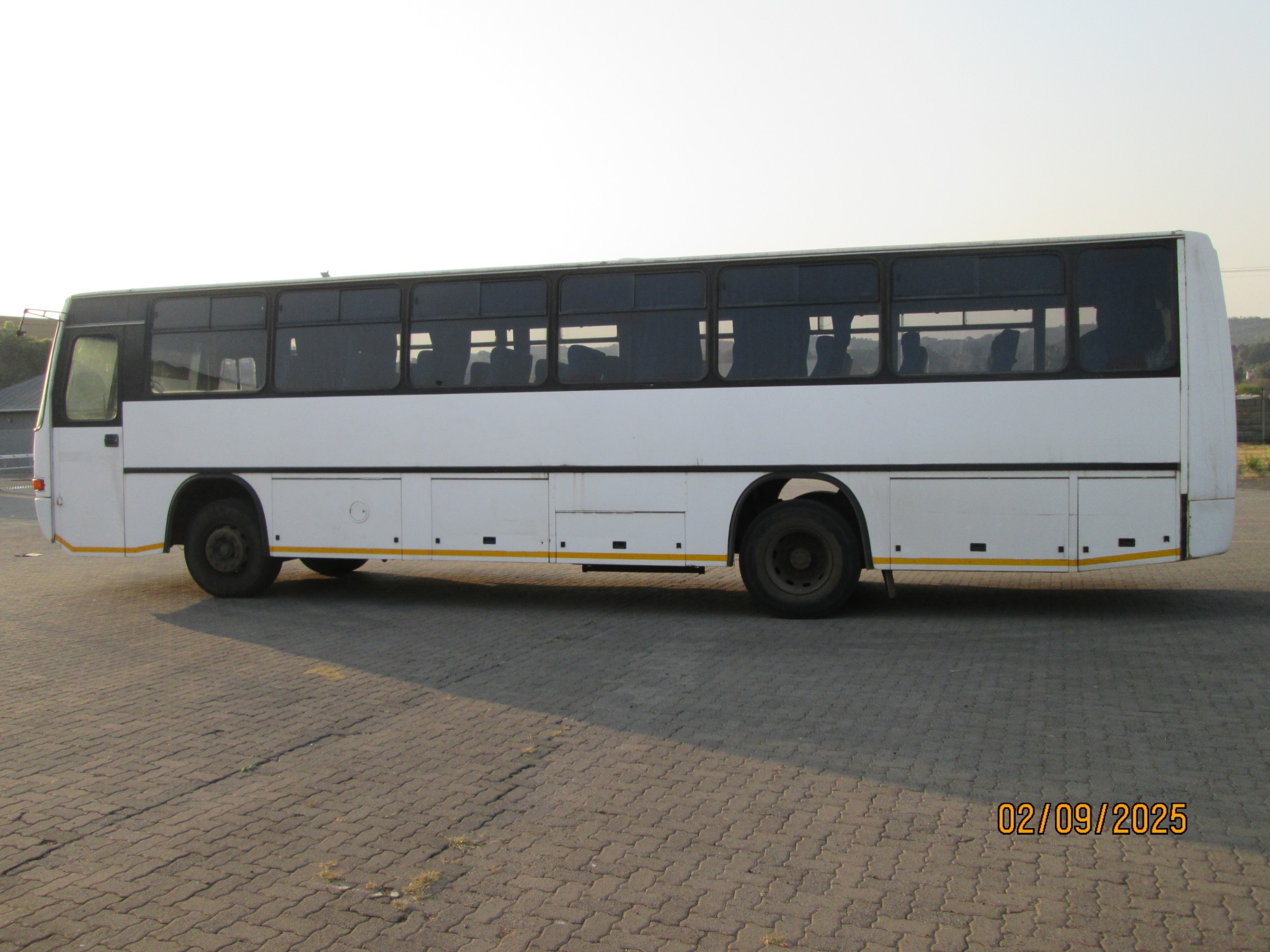 2009 MERCEDES BENZ 1730 60 SEATER BUS - Image 4