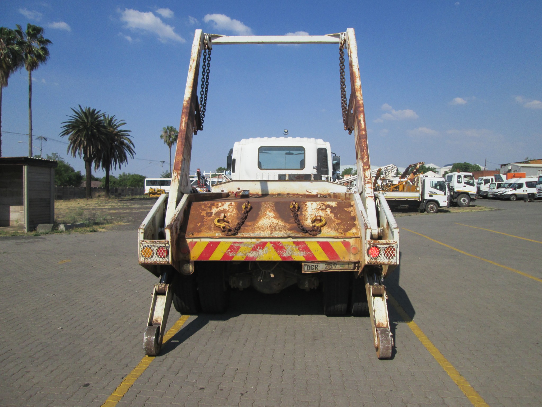2014 ISUZU FVZ1400 16TON SKIPLOADER  - Image 6