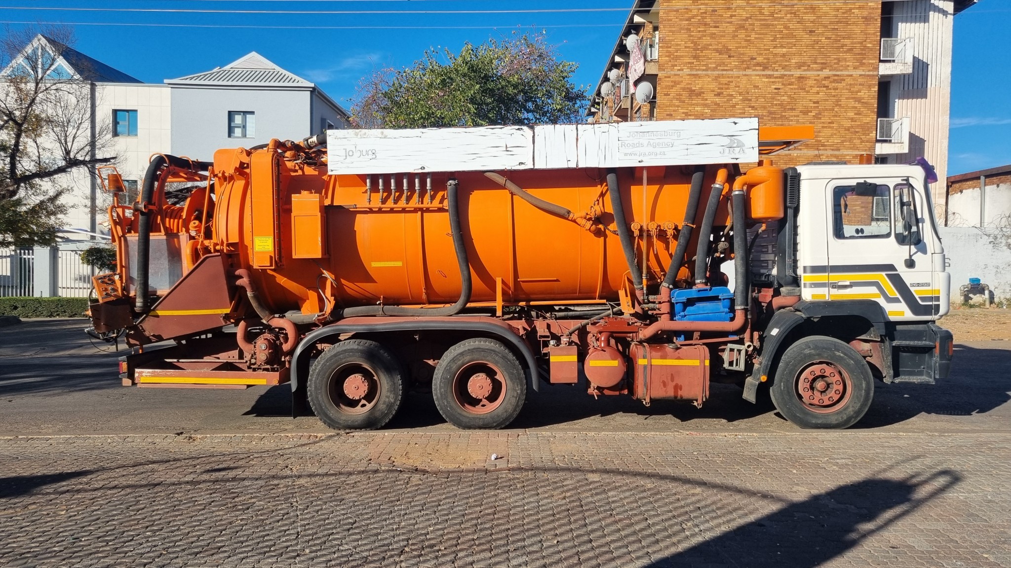 1990 MAN 26.292 HIGH PRESSURE VACUUM CLEANER TRUCK  - Image 8