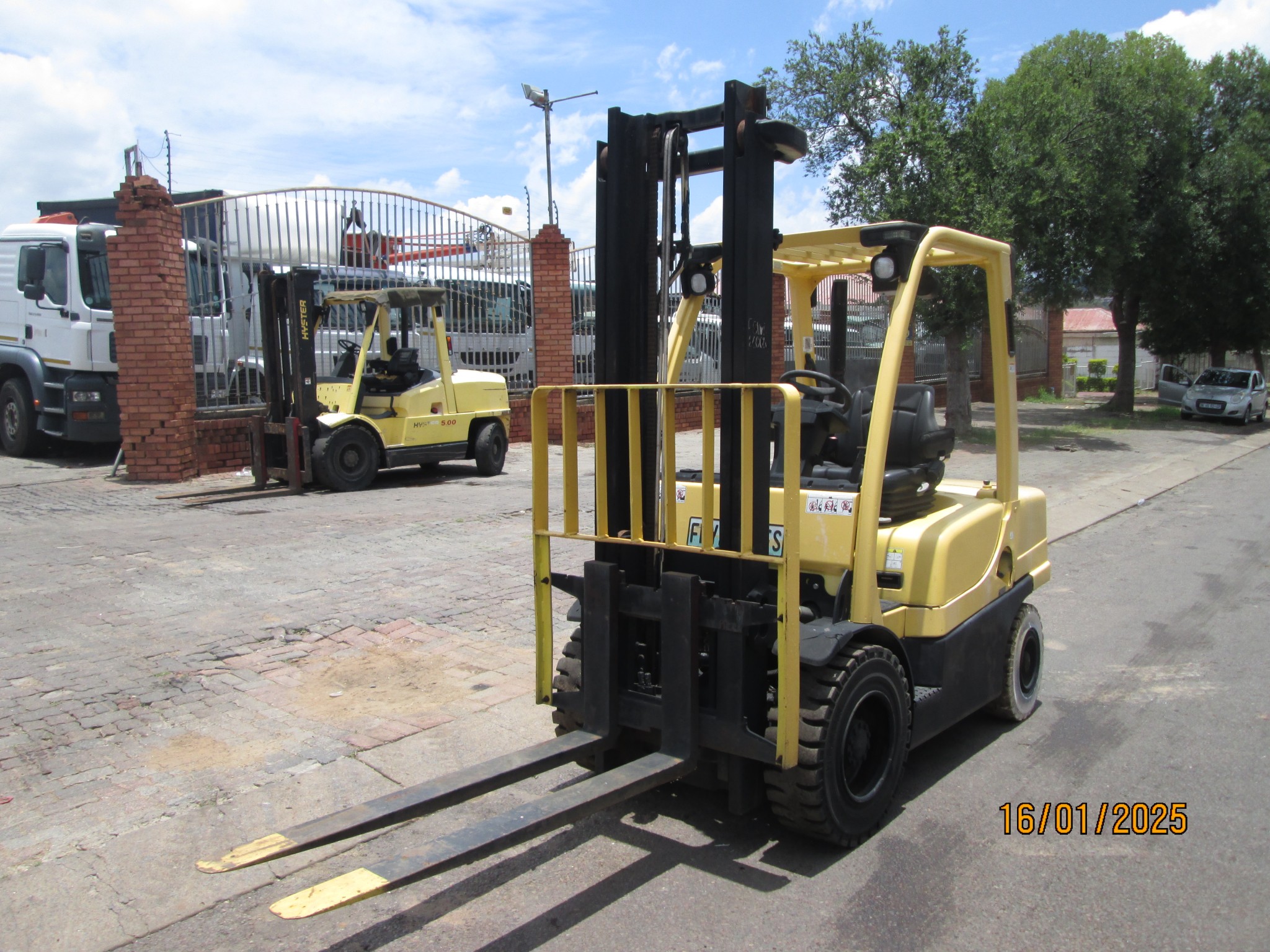 2012 HYSTER H3 OFT 2.4TON FORKLIFT - Image 2