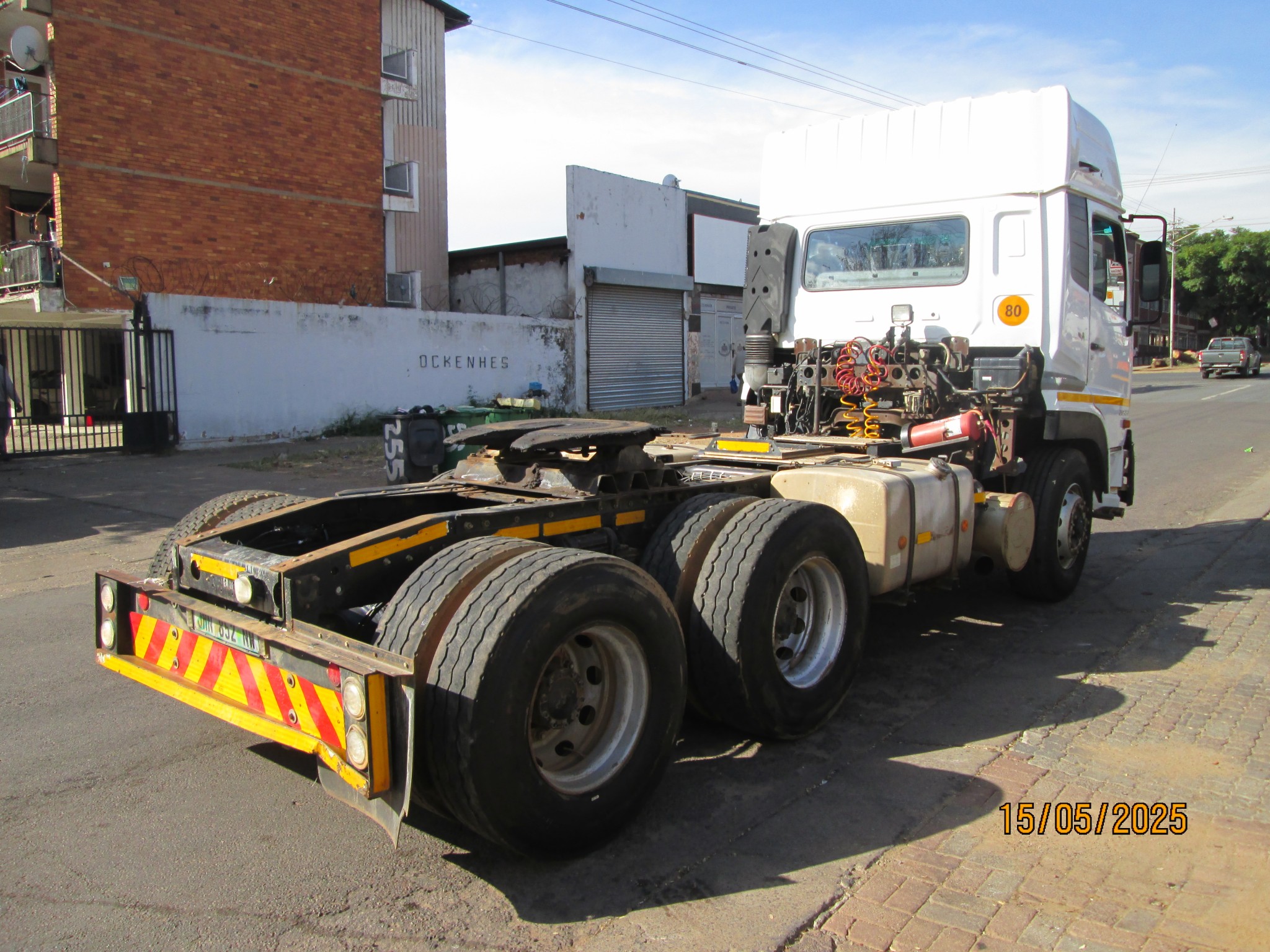 2015 UD QUON GW26-450 TRUCK TRACTOR - Image 7