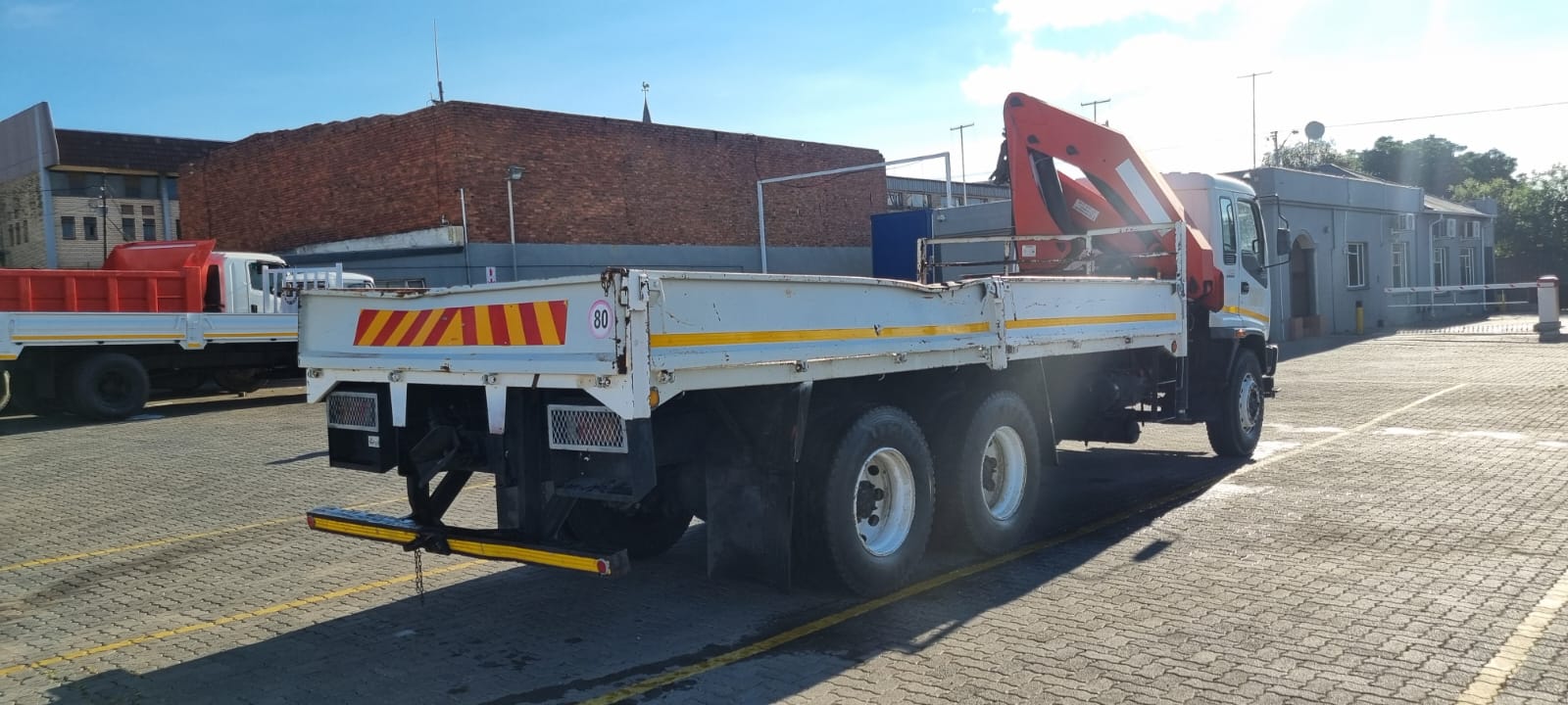 2003 ISUZU FVZ1400 14TON DROPSIDE WITH PALFINGER PK 18080 CRANE  - Image 7