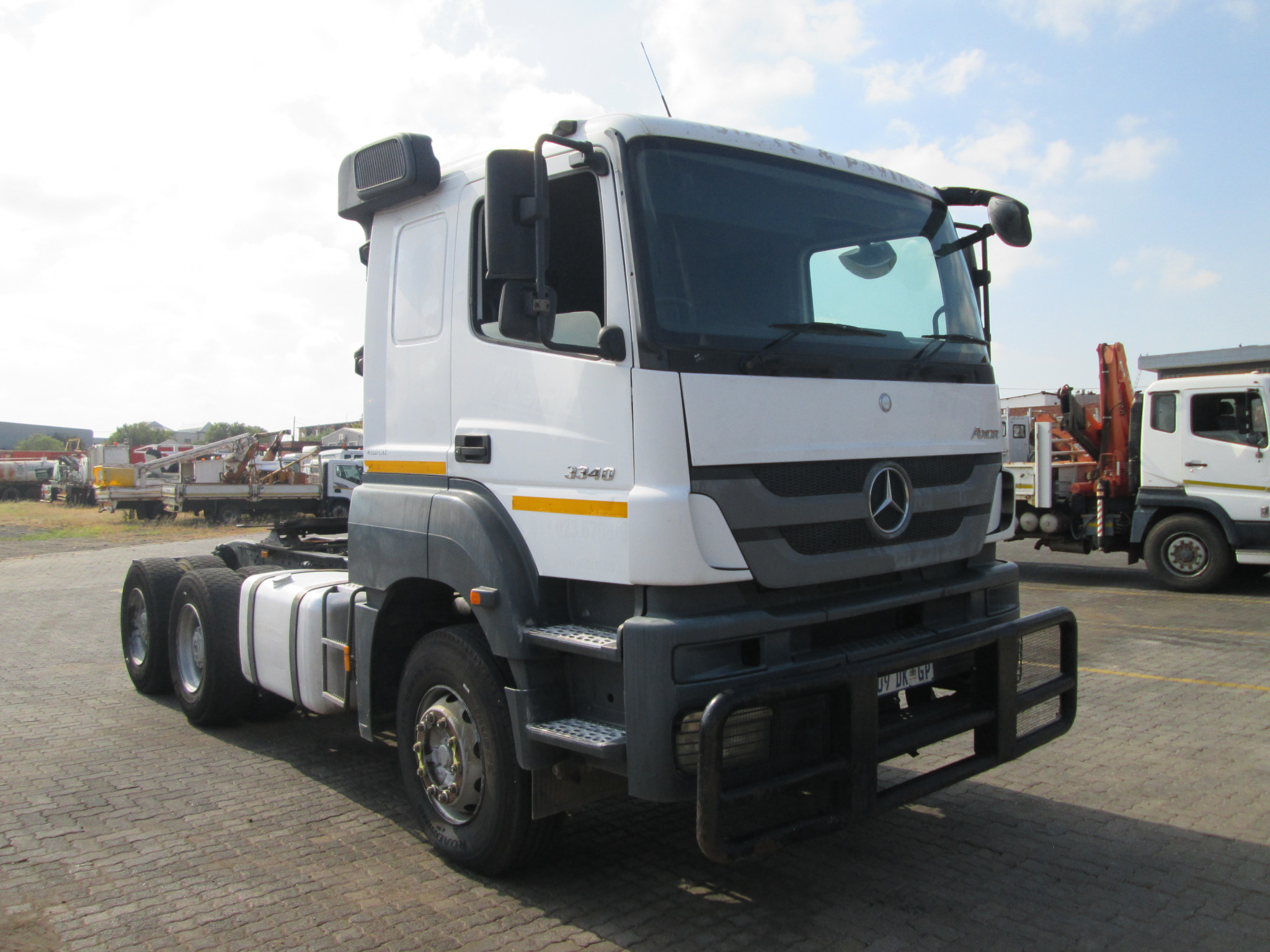 2018 MERCEDES BENZ 3340 AXOR TRUCK TRACTOR 262859KM - Image 1