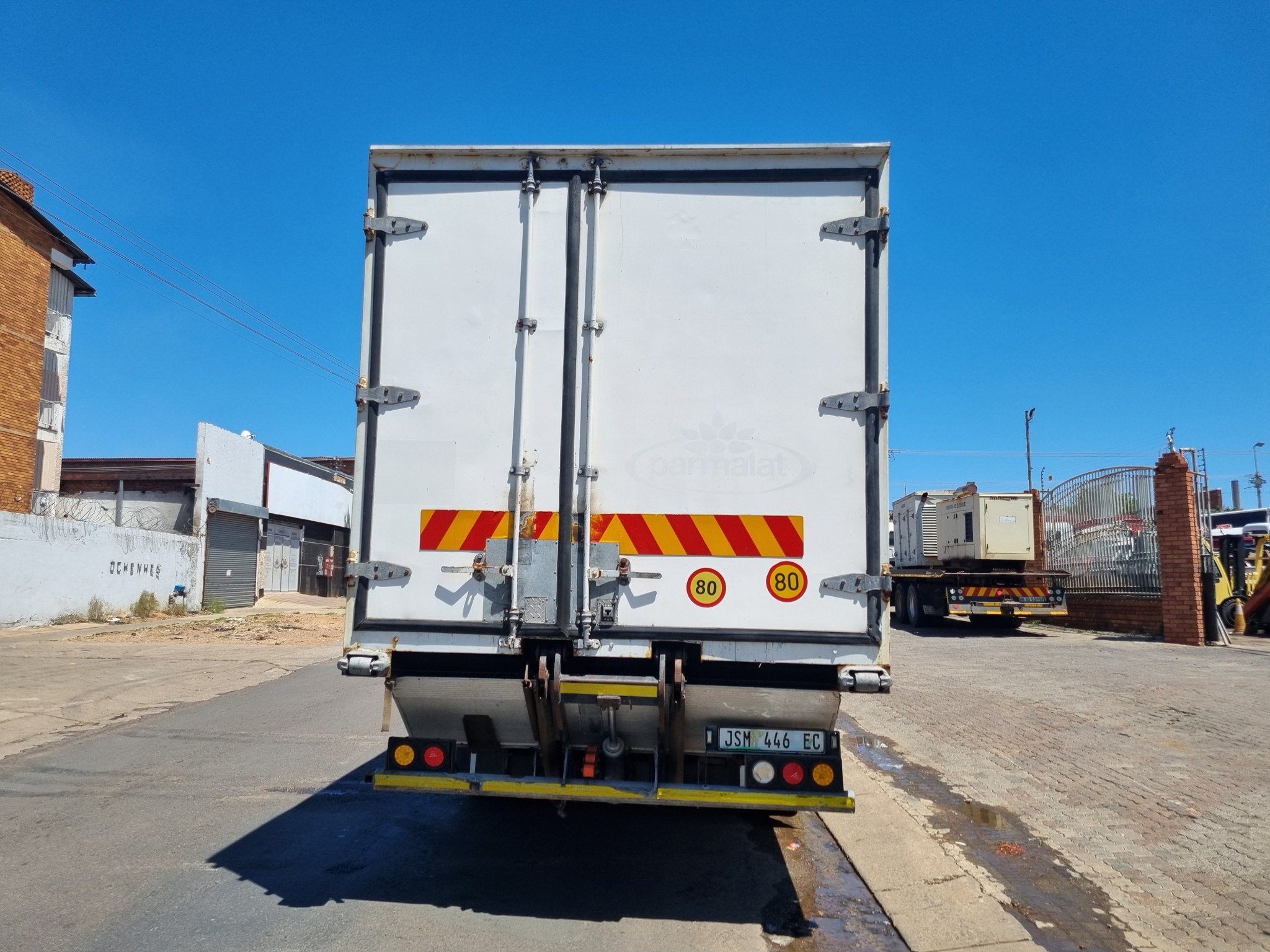 2016 ISUZU FVZ1400 14TON TRUCK WITH FRIDGE BODY CARRIER UNIT - Image 7