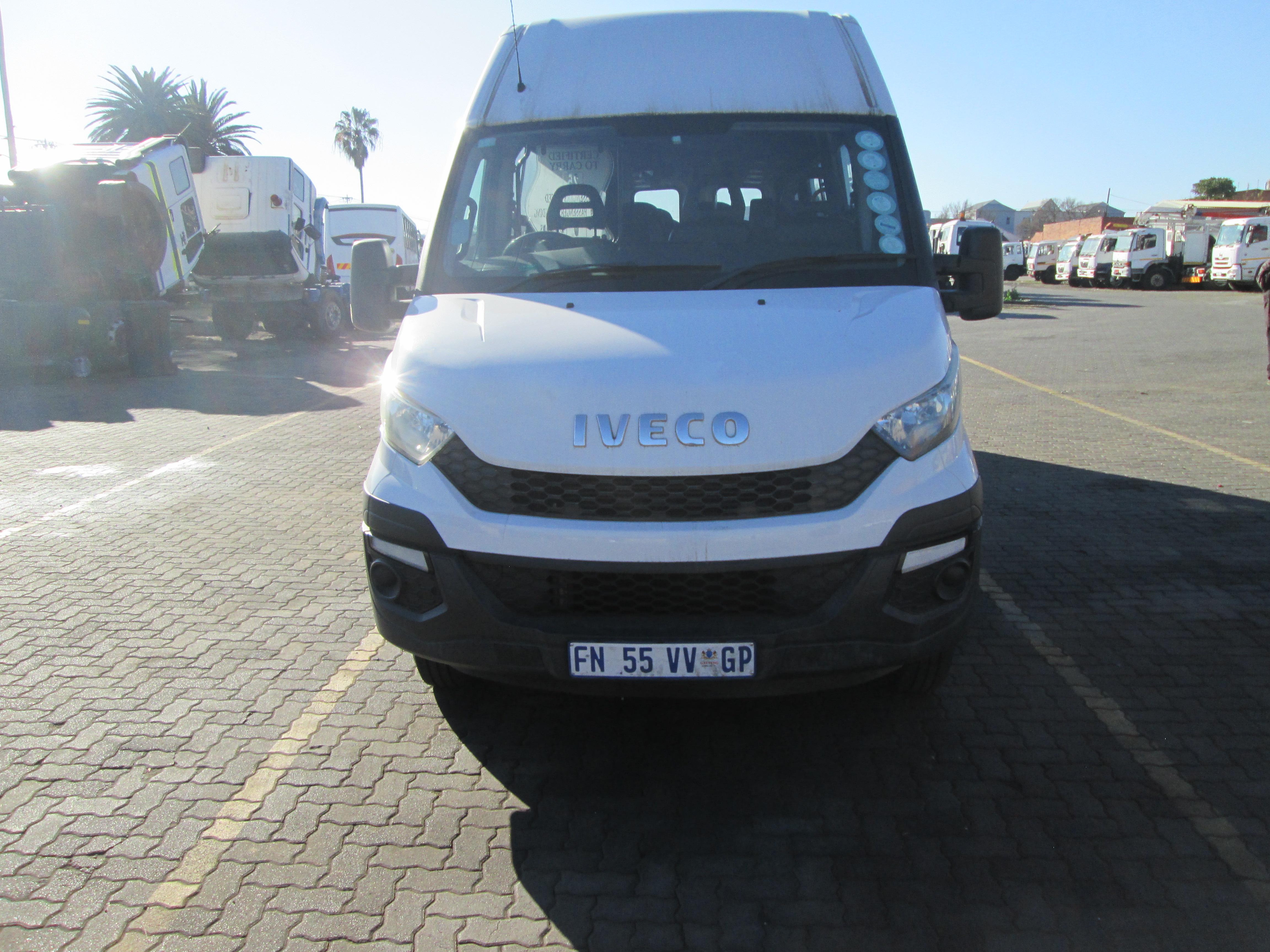 2016 IVECO DAILY 510-150 25 SEATER BUS 190453KM - Image 2