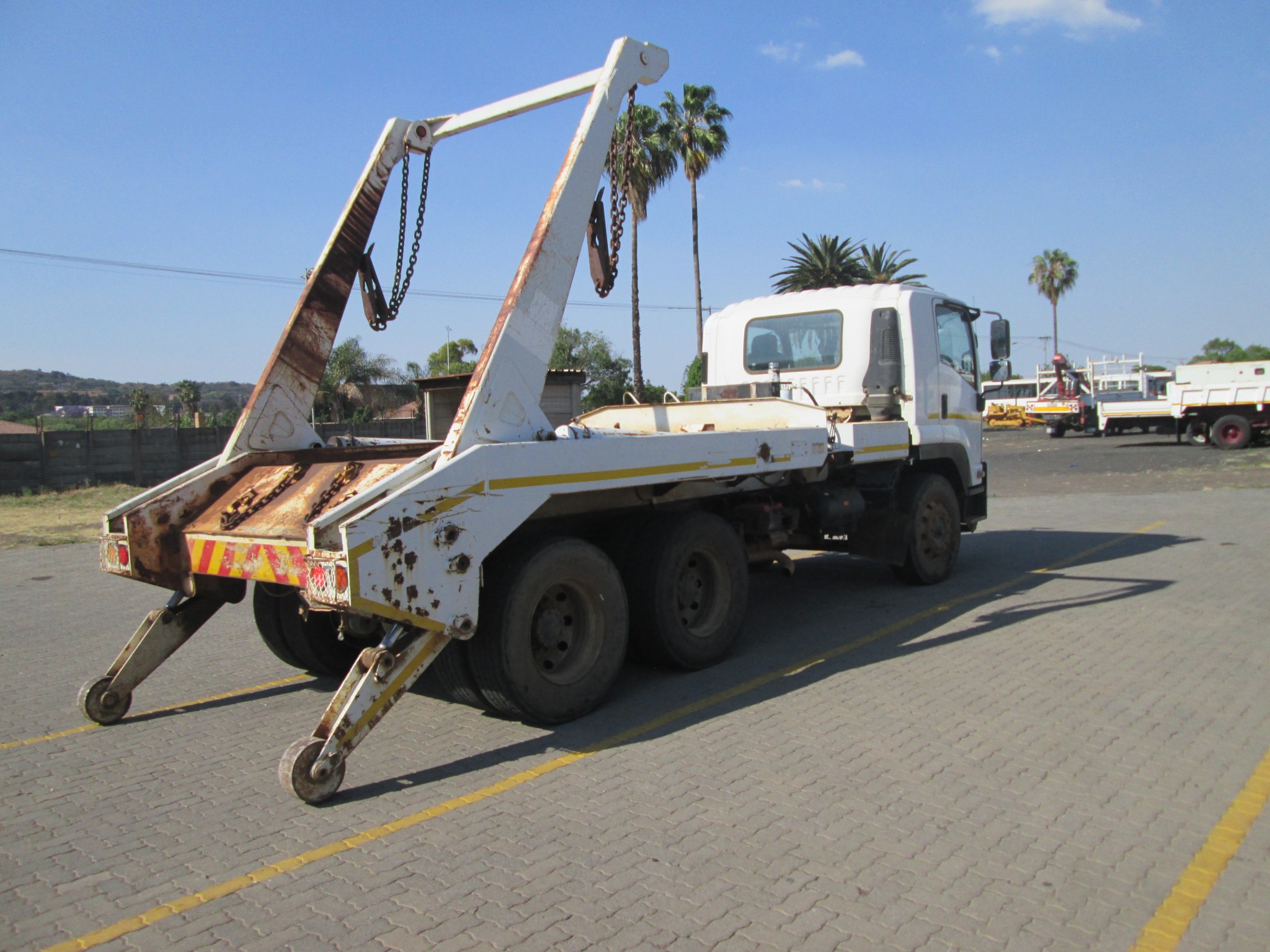 2014 ISUZU FVZ1400 16TON SKIPLOADER  - Image 7