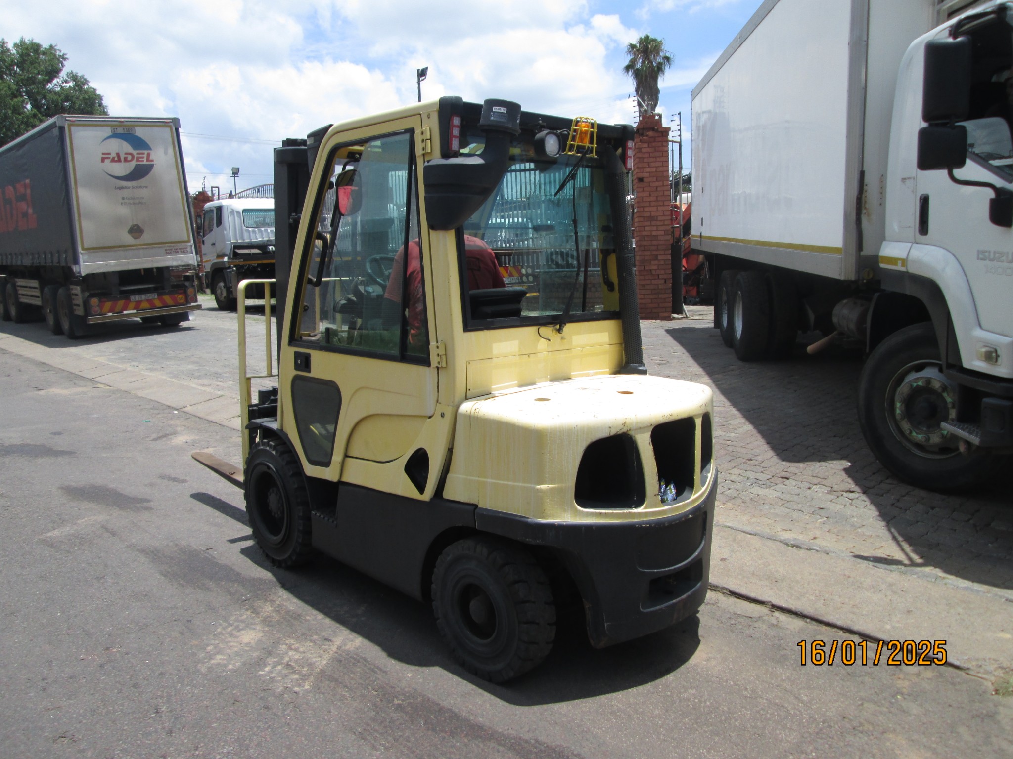 2011 HYSTER H3 OFT 2.4TON FORKLIFT - Image 6