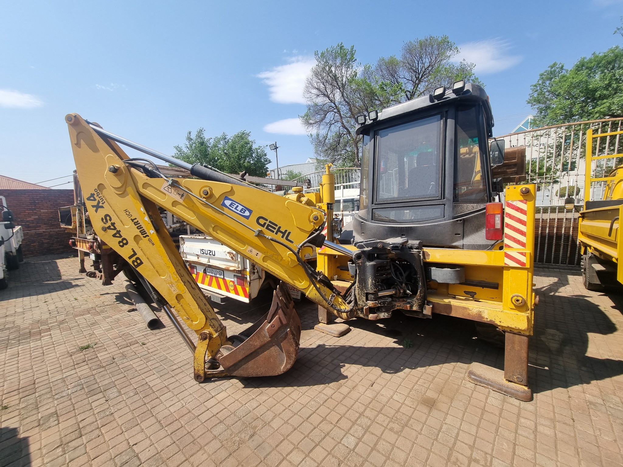 2019 MANITOU BL 844S X4  GEHL TLB - Image 2