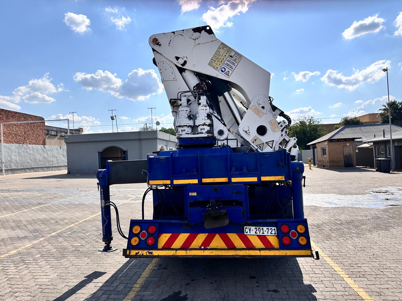 2001 MERCEDES BENZ 3235 ACTROS MP1 TWINSTEER 12TON DROPSIDE  WITH PESCI SPE560 CRANE - Image 10